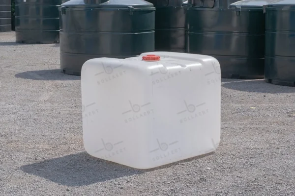 Citerne eau de pluie blanc non nettoyé de 1000 litres sans pallete, adaptateur et drain. Detail sans pallete