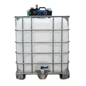 Citerne eau de pluie blanc nettoyé de 1000 litres avec cage galvanisée, pompe sur batterie, vanne et pallete en plastique ou metal. imagine-principal